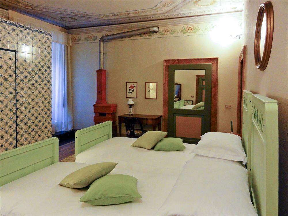 B&B La Patirana Zandobbio ภายนอก รูปภาพ